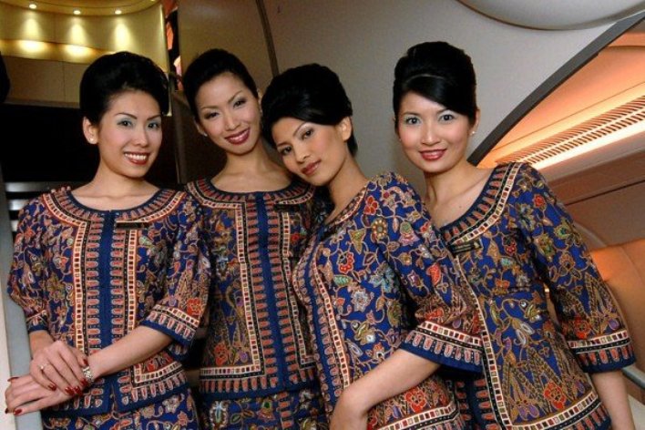 Самые красивые стюардессы из разных стран, 30 фото