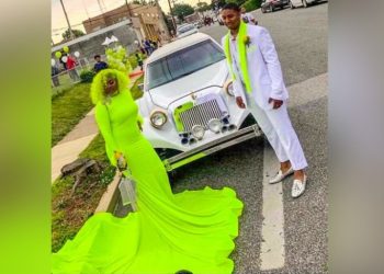 Причудливые прохожие и городские сумасшедшие, 30 фото