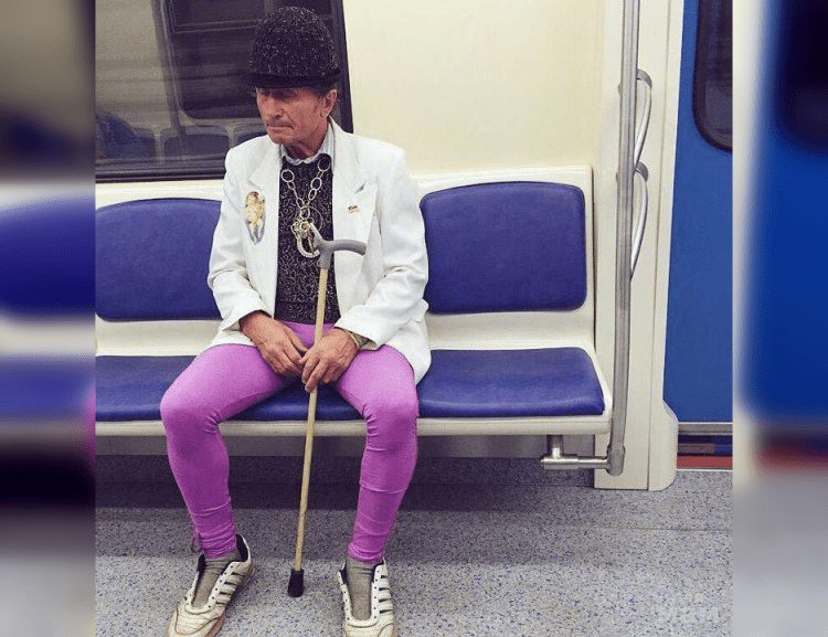 60 фотодоказательств того, что в метро можно встретить самых экстравагантных людей