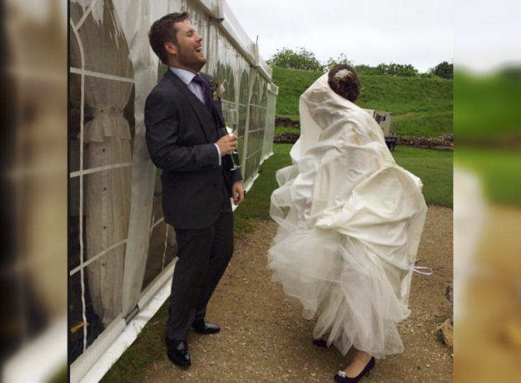 25 Funniest Wedding Photos • — free download