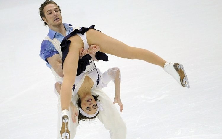 Laughing on Ice: 25 Hilarious Photos of Figure Skating