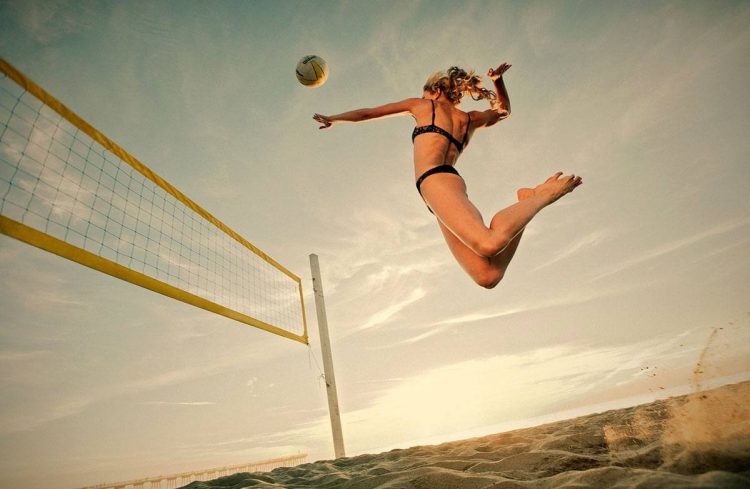 Stunning Shots: Women's Beach Volleyball in Pictures