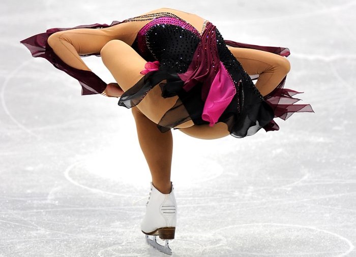 Laughing on Ice: 25 Hilarious Photos of Figure Skating