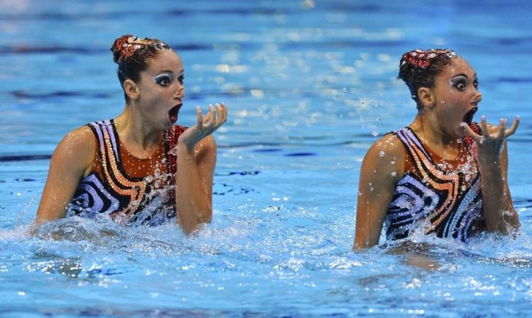 Hilarious Synchronized Swimming Moments: A Collection of Comical Photos