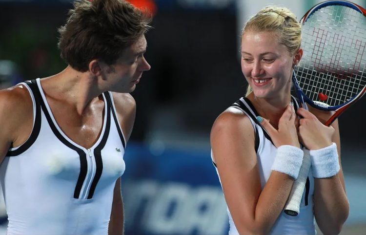 Smashing Smiles: Cheerful and Dynamic Moments in Women's Tennis