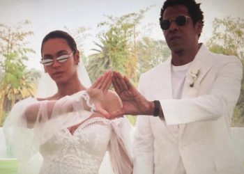 Glamorous Unions: Memorable Celebrity Wedding Snippets